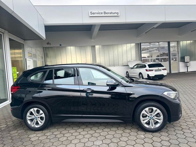 BMW X1 25e xDrive KAMERA LED SZH DAB