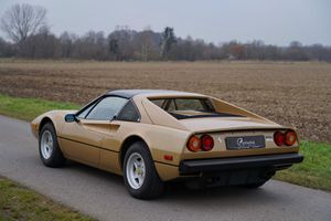 FERRARI 308 GTS Vergaserversion