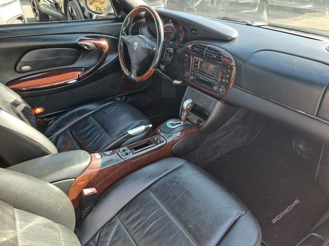 PORSCHE 996 Carrera Cabriolet