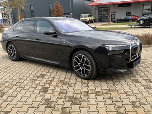 BMW i7 xDrive 60 M-Sport LoungSeat Sky+TV  EUR192589,-