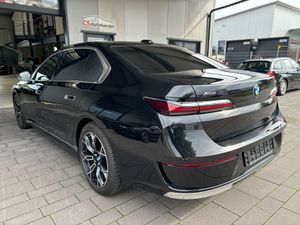 BMW 740 d xDrive Executive LoungeStandhzg   NP140000