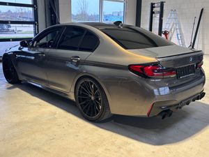 BMW M5 Lim. Competition B&amp;W M Drivers Package