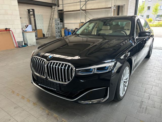 BMW 730