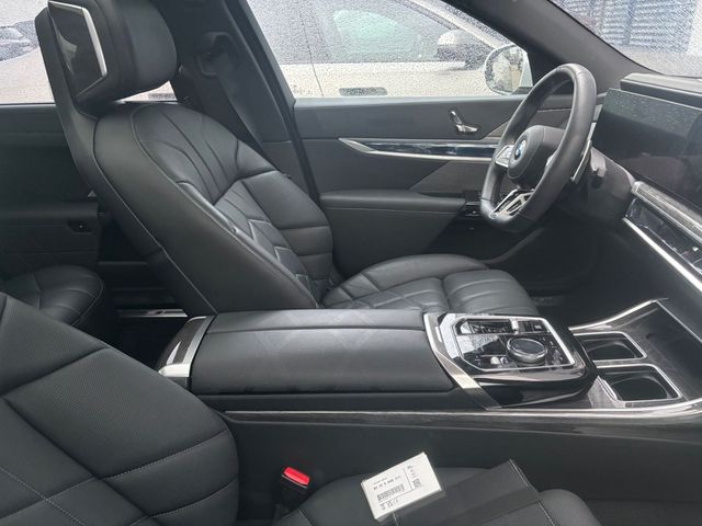 BMW 740 d xDrive M-SPORT Topleasing np 143100,