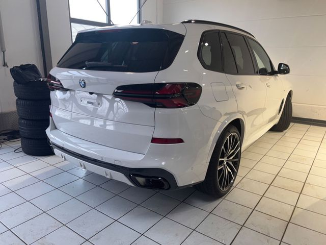 BMW X5 40 d xDrive MSportPro Luftfed 6sitzer132000,-