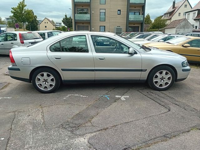 VOLVO S60 2.4 T. &quot;TÜV  + ZR neu&quot;