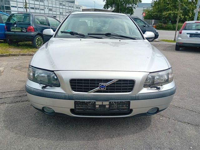 VOLVO S60 2.4 T. &quot;TÜV  + ZR neu&quot;