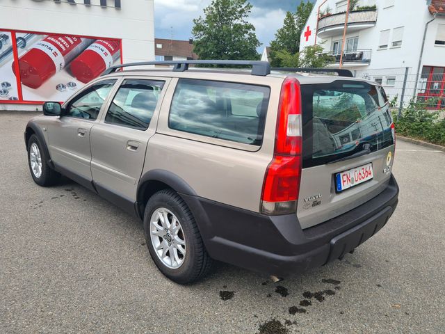 VOLVO XC70 2.4T AWD