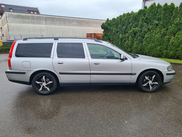 VOLVO V70 2.5D  &quot; TÜV neu + ZR neu &quot;