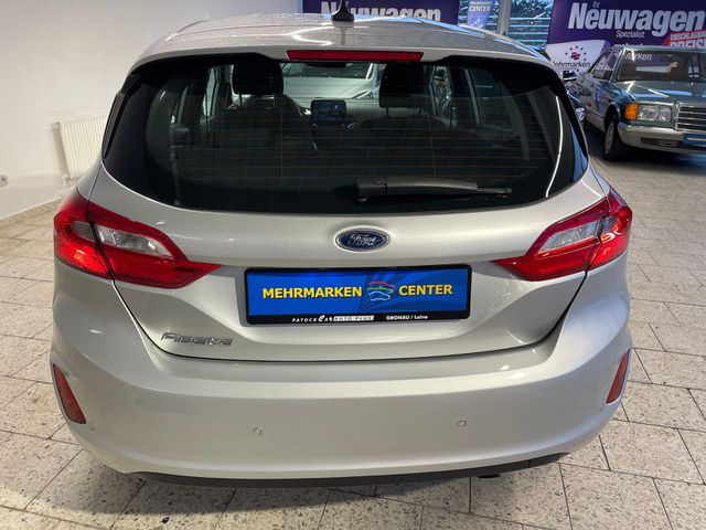 FORD Fiesta 1.1 Cool &amp; Connect Navi GJR