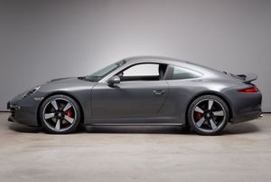 PORSCHE 991