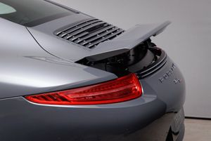 PORSCHE 991