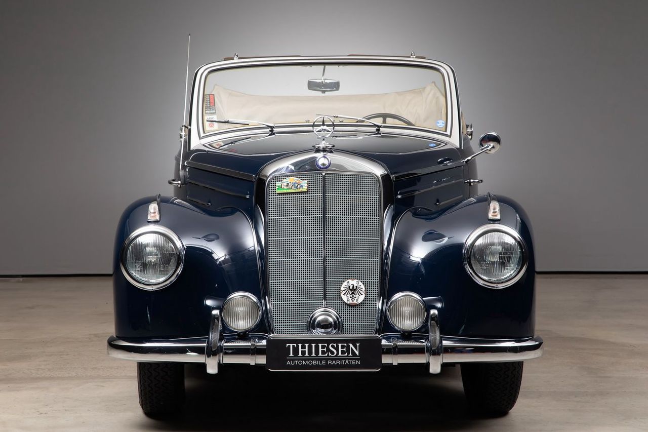 MERCEDES-BENZ 220 Cabriolet A W187