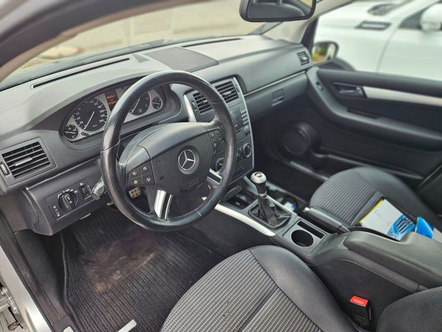 MERCEDES-BENZ B 170