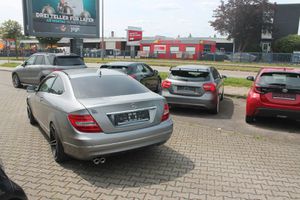 MERCEDES-BENZ C 180 Coupé*Aut.*19&quot;LM*tiefer*große Navi*