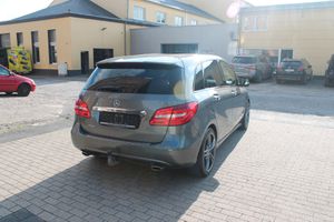 MERCEDES-BENZ B 180 BE*Xenon*AHK*PDC*Sitzhzg*Navi*18&quot;Allwetter