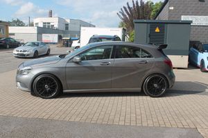 MERCEDES-BENZ A 180 Style*19&quot;LM+tiefer+Heckspoiler*Navi*