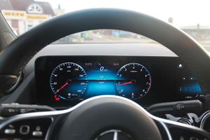 MERCEDES-BENZ B 180 DCT+Wippen*LED*MBUX*360°DAB*Navi*Allwetter