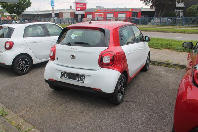 SMART ForFour 60kW EQ*Aut*Navi*PDC*DAB*Sitzhzg*