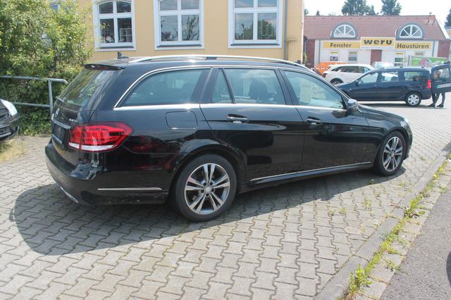 MERCEDES-BENZ E 350 T BlueTec Avantg.*Autom.*LED*Comand*AHK*