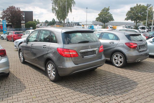 MERCEDES-BENZ B 180 BE Klima*Navi*Sitzkomfortpaket*Sitzhzg*