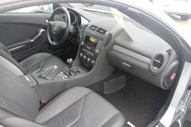 MERCEDES-BENZ SLK 200 K Klima*19&quot;LM*Leder*Sitzhzg*2.Hand