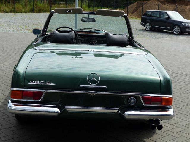 MERCEDES-BENZ 280 SL Pagode