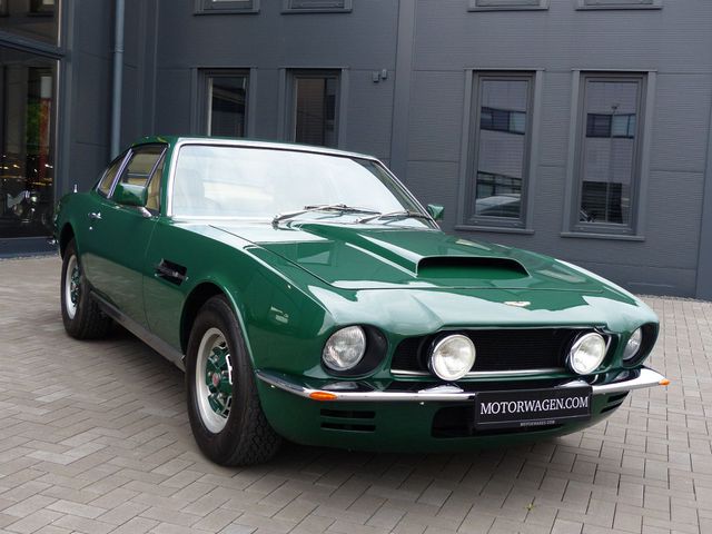 ASTON MARTIN Andere V8  Saloon