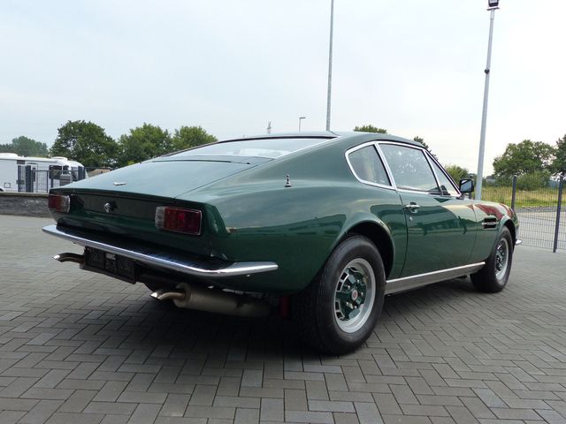 ASTON MARTIN Andere V8  Saloon