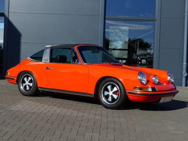 PORSCHE 911 Urmodell 911 T 2,4  Targa