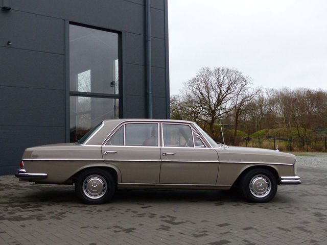 MERCEDES-BENZ 280 S