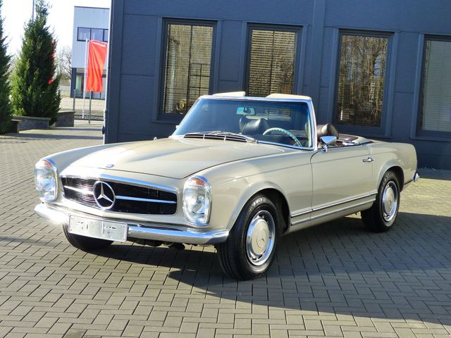 MERCEDES-BENZ 280 SL Pagode