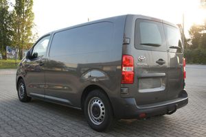 TOYOTA Proace (Verso)