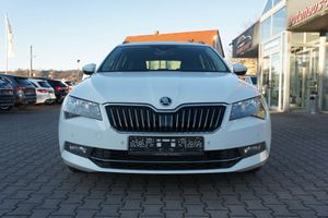 SKODA Superb Combi 2.0 TDI DSG Ambition *NAVI*PDC*DAB*