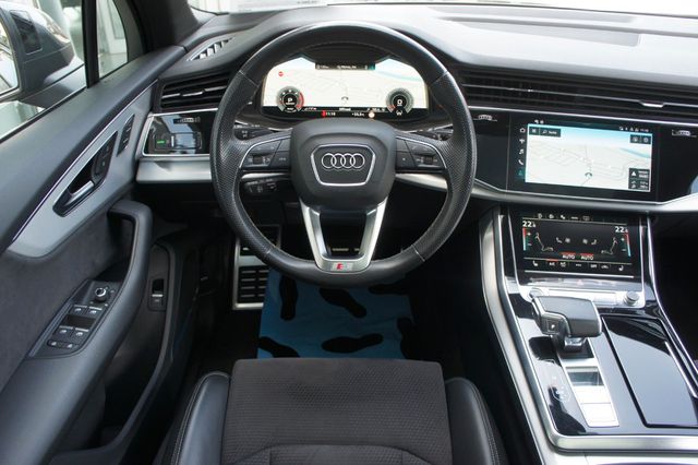 AUDI Q7 50 TDI quattro tiptronic *S-LINE*360°*AHK*