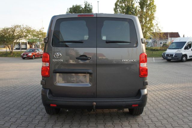 TOYOTA Proace (Verso)