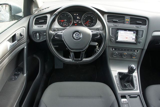 VW Golf