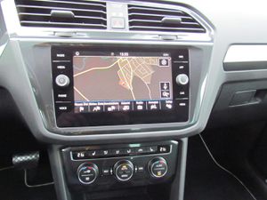 VW Tiguan 1.5 TSI DSG Navi AppC Klima AHK 8fach uvm