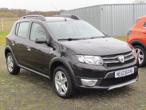 DACIA Sandero II TCe 90 Stepway Navi PDC WiRä Klima