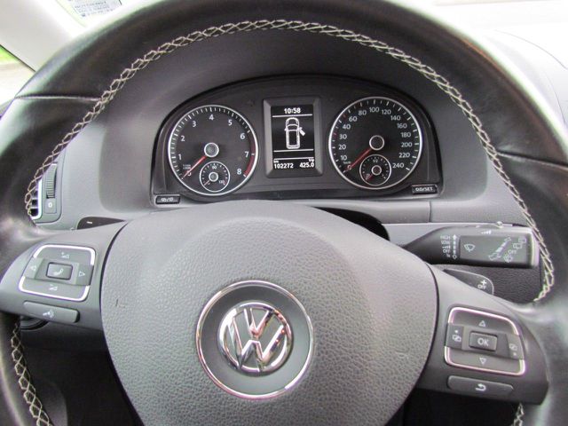 VW Touran 1.4 TSI DSG SHZ Navi 8fach Klima uvm.