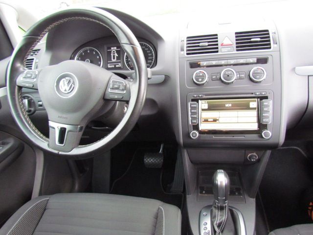 VW Touran 1.4 TSI DSG SHZ Navi 8fach Klima uvm.