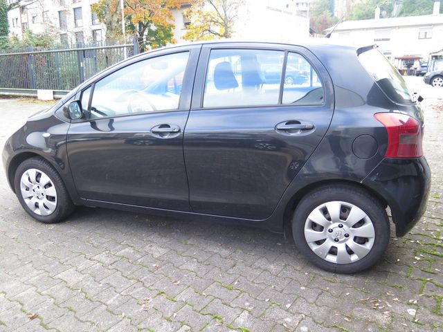 TOYOTA Yaris Cool/Tüv  09 2026 Inspektion, Kupplung NEU