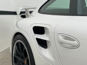 PORSCHE 997