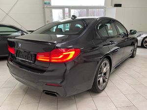 BMW M550