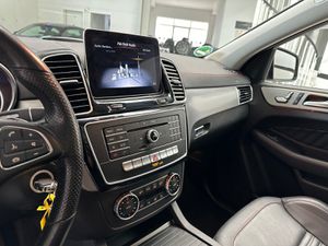 MERCEDES-BENZ GLE 400