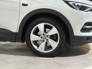 OPEL Grandland (X) Grandland (X) 2.0 Diesel Innovation Aut Navi*LED