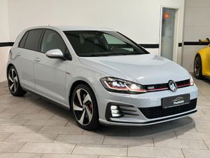 VW Golf 2.0 TSI DSG GTI Performance Navi*LED*1.Hand