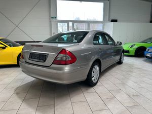 MERCEDES-BENZ E 220 CDI Aut. ELEGANCE Navi*Bi-Xenon*AHK*2.Hand