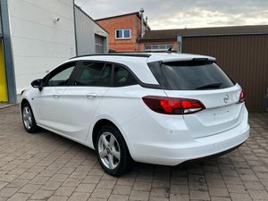 OPEL Astra ST 1.5 Diesel Business Edt. Aut. Navi*LED*