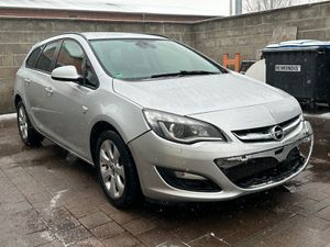 OPEL Astra Sports Tourer 2.0 CDTI 150 Jahre Opel Navi